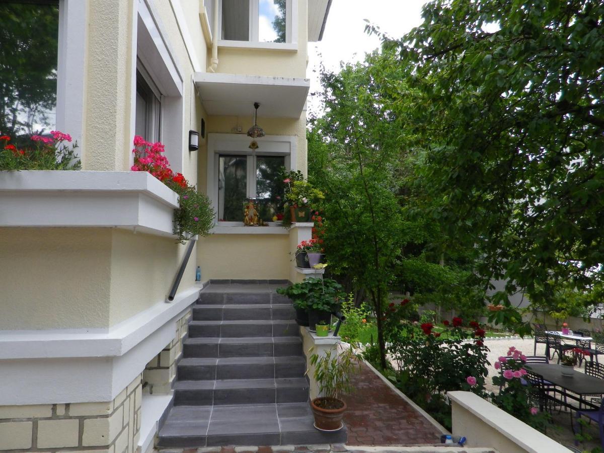 Villa Sunshine Баньо Екстериор снимка