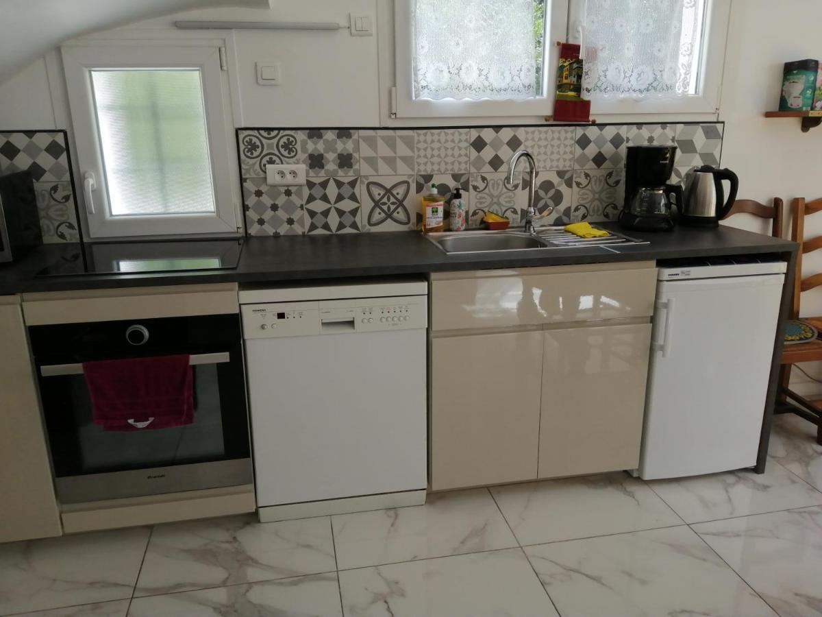 Villa Sunshine Баньо Екстериор снимка
