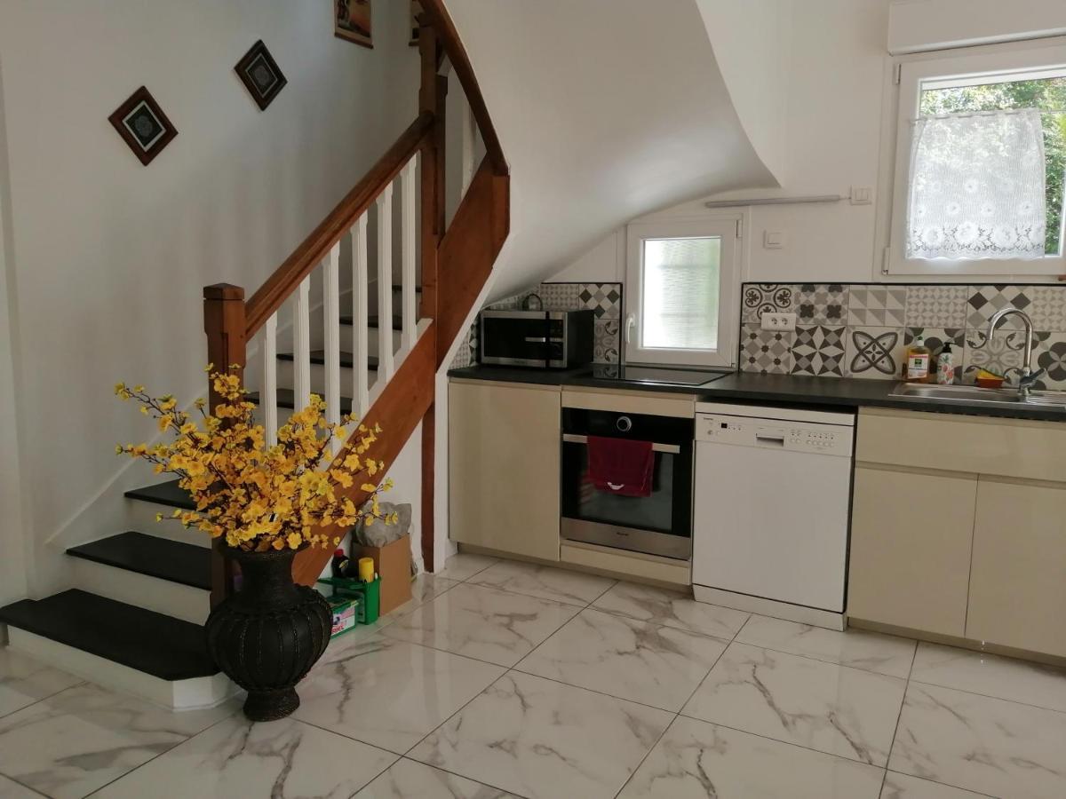 Villa Sunshine Баньо Екстериор снимка